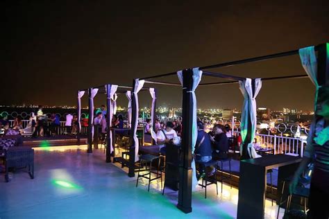 bayview hotel rooftop|Restaurants & Bars .